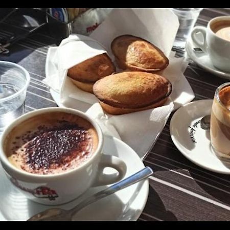 Dei Due Portoni Suite Storica Lecce Esterno foto