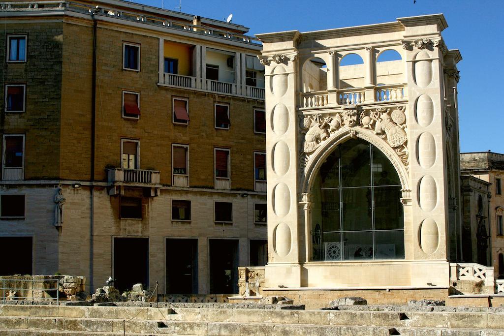 Dei Due Portoni Suite Storica Lecce Camera foto